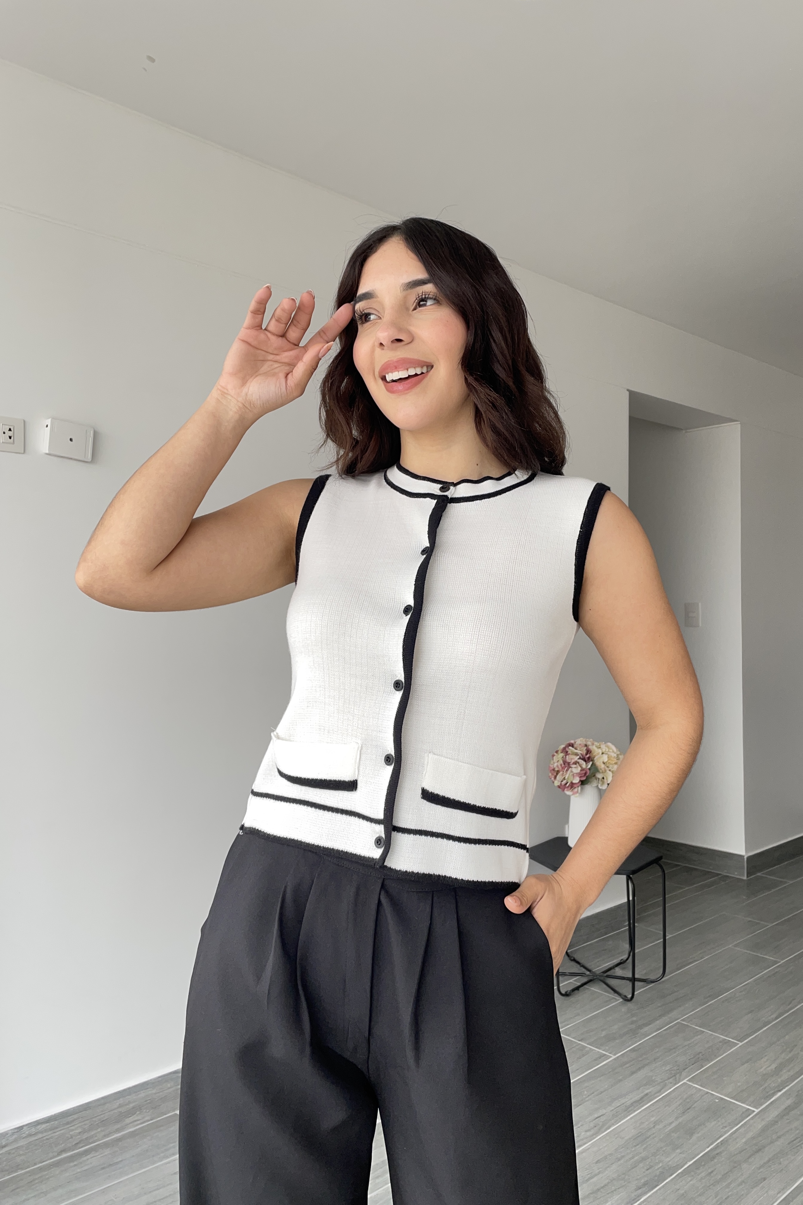 Chaleco tejido perla