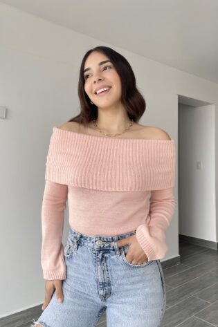 Sueter off shoulder  rosa