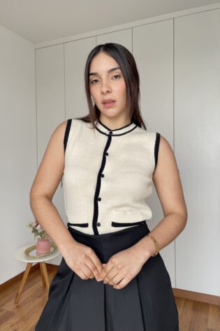 Chaleco tejido beige