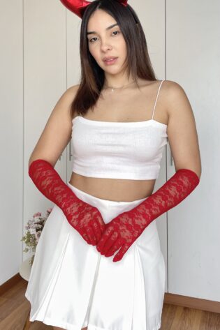 Guantes de encaje rojo