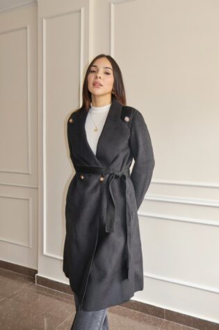Gabardina negra