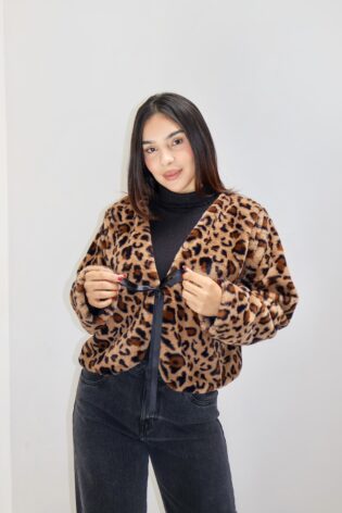 Abrigo print leopardo