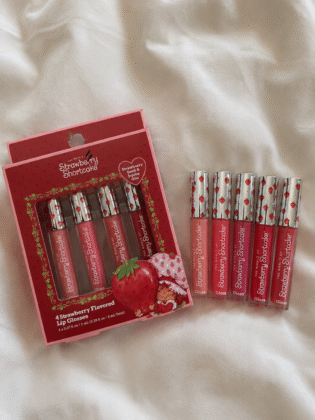 Set de 4 lip gloss edicion Strawberry Shortcake (Rosita Fresita)